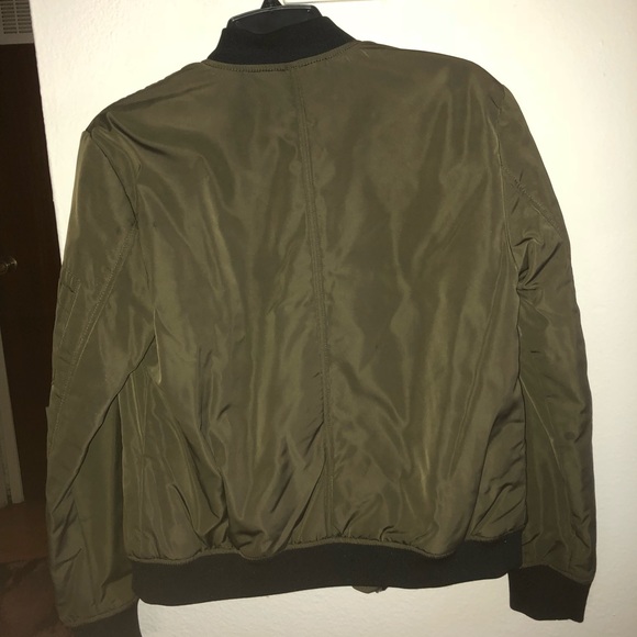 Zara bomber jacket - Picture 3 of 3